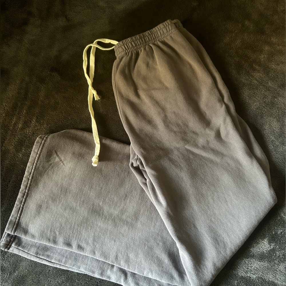 Brandy Melville anastasia sweatpants